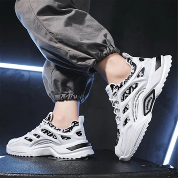 Fashion Men Shoes Big Size Sneakers Women Breathable Running Shoes Wear Resitant Non-Slip Gym Sports Outdoors Light Casual Shoes